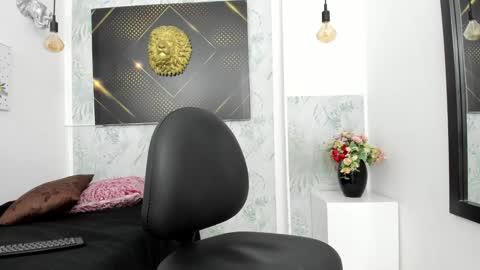   online show from 01.09.25