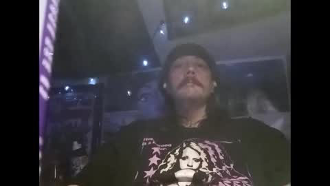 Snapshot of ericlovestacos chatting on 02.24.25 ericlovestacos online show from 02.24.25