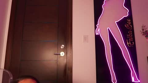 Venus Skye online show from 11.20.25