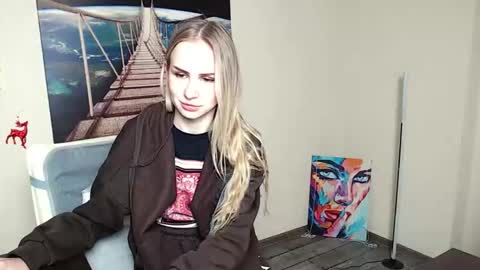 Erika online show from 01.05.26