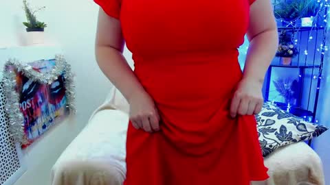 Snapshot of erikalov chatting on 01.04.25 Adelina online show from 01.04.25