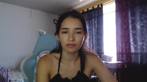 erina_1 online show from 01.04.25