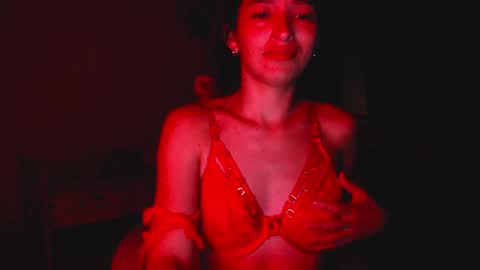 erina_1 online show from 02.15.25
