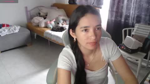 erina_1 online show from 04.17.26