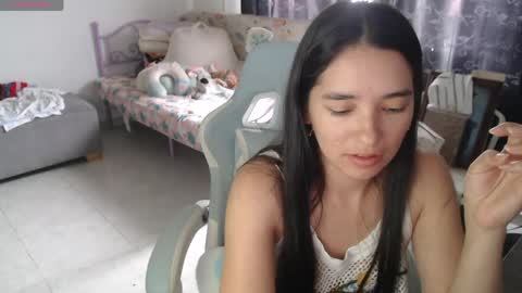 erina_1 online show from 05.10.26