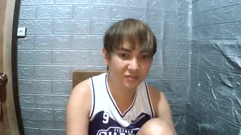 QUEEN E L L A H online show from 10.22.25