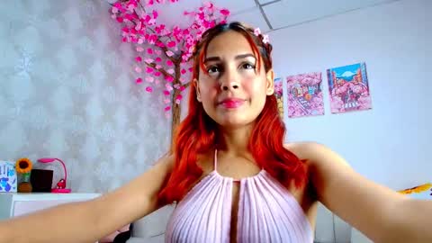 Snapshot of erline_wonr_ chatting on 10.27.25 Erline online show from 10.27.25