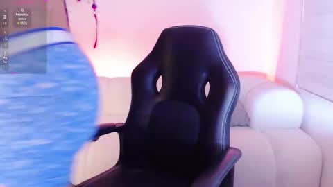 Snapshot of eros_and_eve chatting on 11.10.25 eros_and_eve online show from 11.10.25