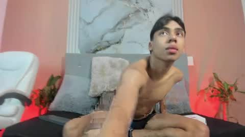 Snapshot of eros_lux1 chatting on 04.05.26 Eros Lux1 online show from 04.05.26