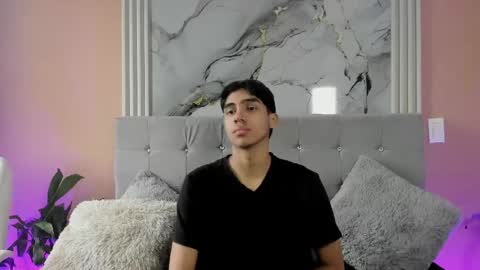 Snapshot of eros_lux1 chatting on 04.13.26 Eros Lux1 online show from 04.13.26