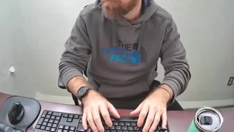 Snapshot of eroskatt chatting on 01.14.25 Eroskatt online show from 01.14.25