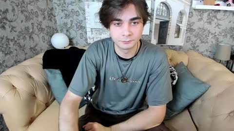 Snapshot of erospulse chatting on 11.28.25 Hanzo online show from 11.28.25