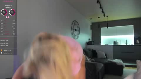 Snapshot of erotic__blondie chatting on 02.17.26 3 PVT open online show from 02.17.26