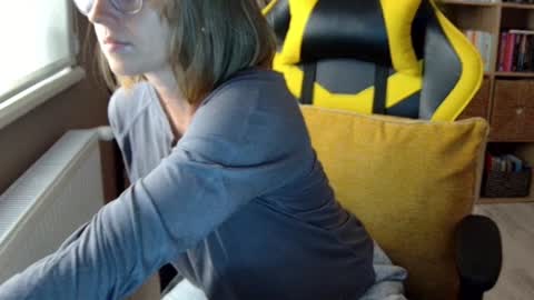 Melissa   online show from 02.02.25