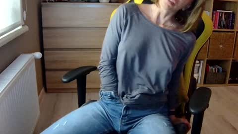 Melissa   online show from 02.03.25