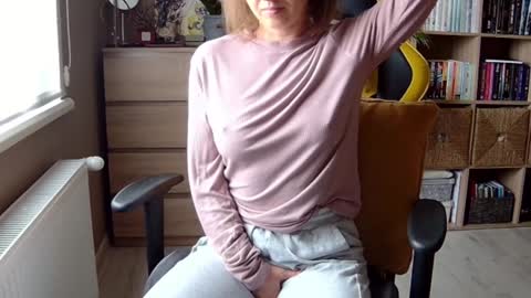 Melissa   online show from 02.06.25