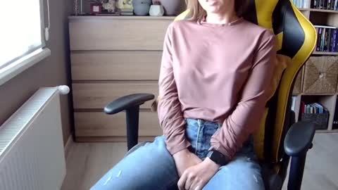 Melissa   online show from 02.08.25