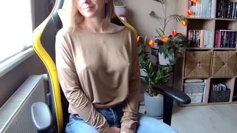 Melissa   online show from 02.14.25