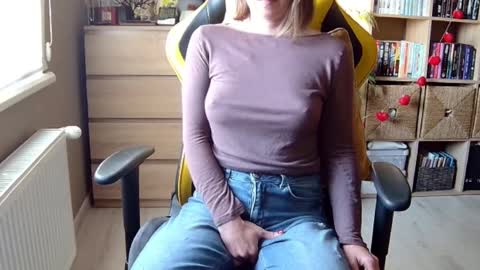 Melissa   online show from 02.24.25