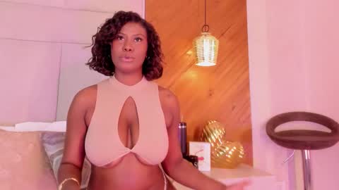 Snapshot of eroticalana_ chatting on 02.19.26 Alana online show from 02.19.26