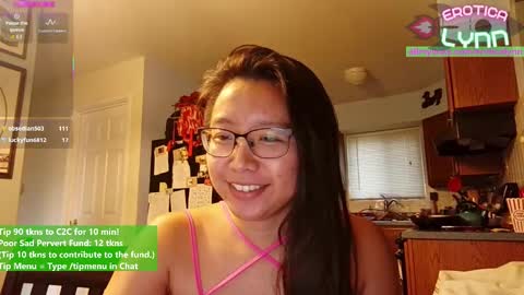 Snapshot of eroticalynn chatting on 09.23.25 Lynn online show from 09.23.25