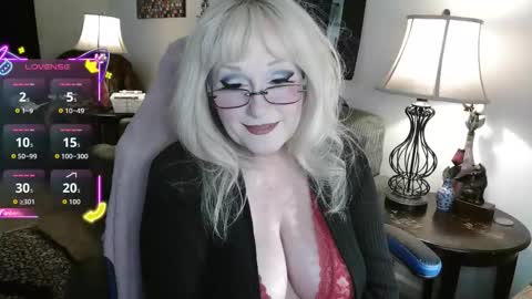 Snapshot of eroticsiren2 chatting on 03.26.26 EroticSiren2 online show from 03.26.26
