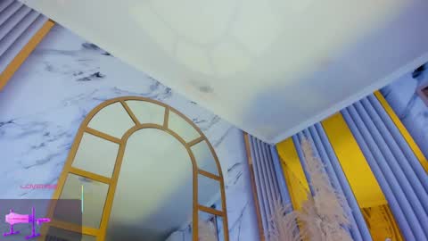 Snapshot of erotik_lady chatting on 02.12.25 TINY  online show from 02.12.25