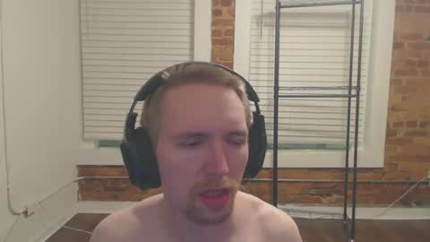 Snapshot of errorid107 chatting on 12.07.24 errorid107 online show from 12.07.24