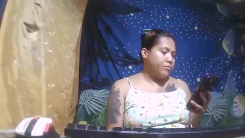 Snapshot of ervanamorge chatting on 10.11.25 Ervana online show from 10.11.25