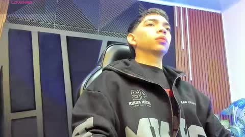 Eryon online show from 10.03.25