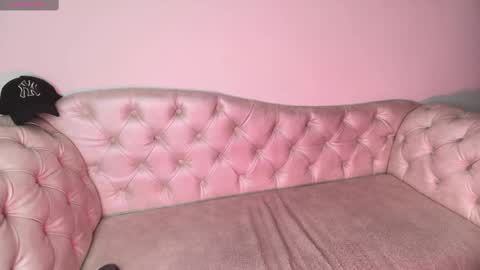 Snapshot of eryx_eriscor chatting on 09.26.25 Eryx online show from 09.26.25