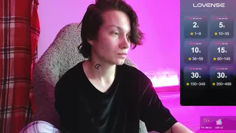 esajukyy online show from 11.11.25