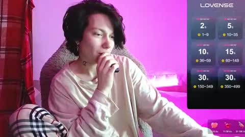 esajukyy online show from 11.24.25