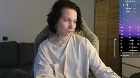 esajukyy online show from 03.06.26