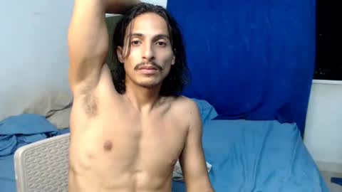 Snapshot of escanor_legendary chatting on 04.25.26 Scanor online show from 04.25.26