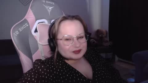 esfir_ online show from 10.31.25