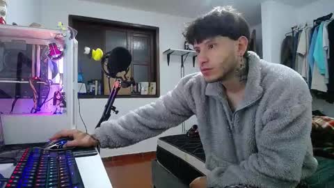 Esteban online show from 01.04.25