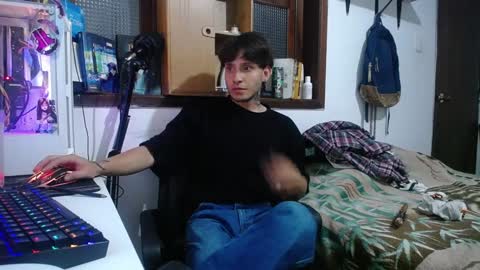 Esteban online show from 02.04.25