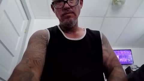 eskewrichard0437131 online show from 04.12.26