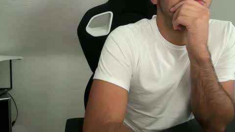 eskp online show from 10.13.25