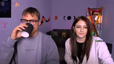 esma_shine online show from 10.23.25