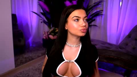Esme online show from 03.05.25