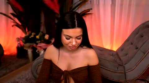 Esme online show from 03.05.25