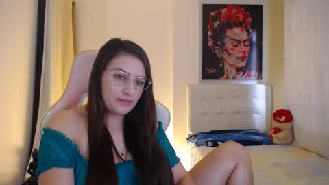 Snapshot of esmeralda098 chatting on 12.10.24 Esmeralda online show from 12.10.24