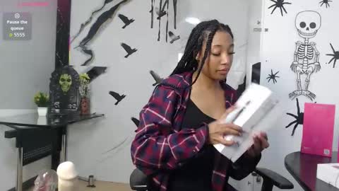 esmeralda_bk online show from 10.23.25