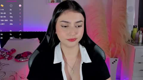 Snapshot of esmeralda_colllins chatting on 03.09.25 Esmeralda online show from 03.09.25