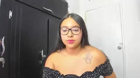esmeralda_diaz_ online show from 02.26.26