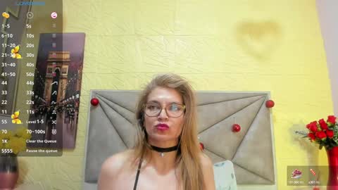 Snapshot of esmeralda_oikos chatting on 01.29.25 Esmeralda .INDEPENDENT MODEL online Monday to Saturday 3 pm Chicago online show from 01.29.25
