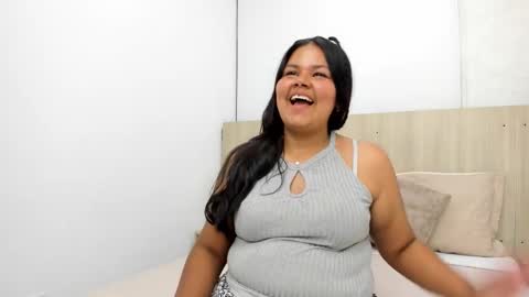 Esmeralda online show from 11.26.25