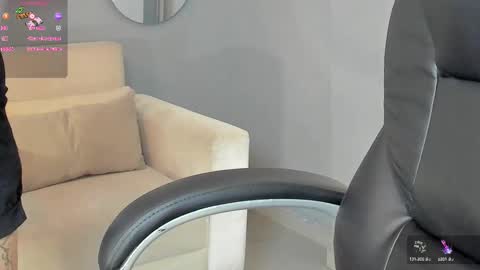 Esmeralda Grace  online show from 09.15.25